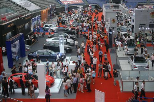 第四屆廣州購(gòu)車節(jié)圓滿落幕 3天吸引10萬(wàn)人潮，汽車租賃服務(wù)成亮點(diǎn)
